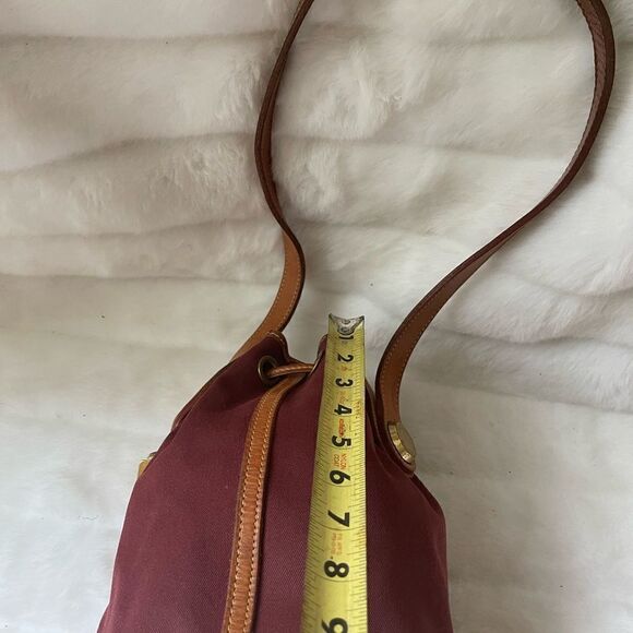 Vintage Dooney&Bourke.Burgundy canvas with brown leather drawstring buck… - Picture 10 of 16